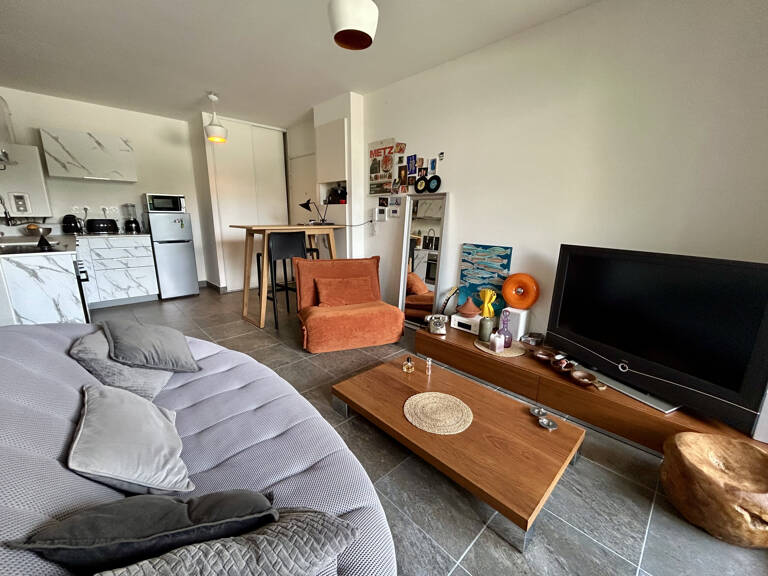 Appartement T2 récent avec terrasse de 16 m2 à Sainte-Foy-lè — photo 1