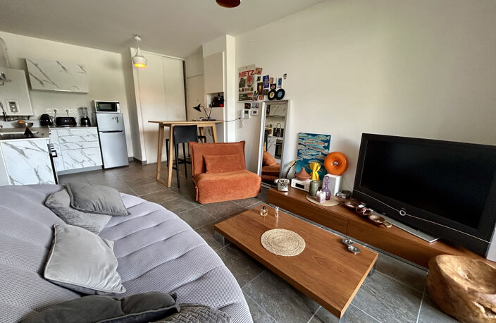 Appartement T2 récent avec terrasse de 16 m2 à Sainte-Foy-lè — photo 2