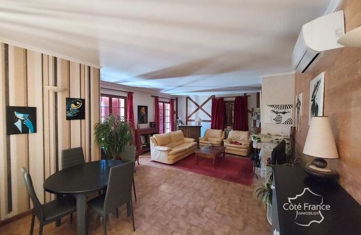 Maison 4 chambres et piscine sur grand terrain constructible — photo 4