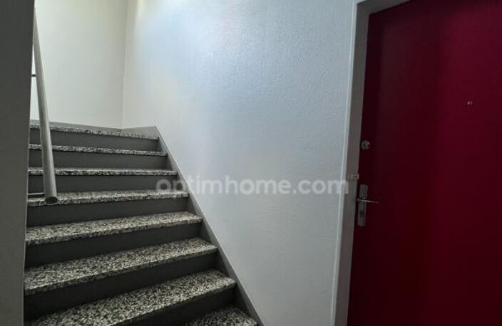 RENNES SUD – T4 72 M² – LUMINEUX ET TRAVERSANT – 2/3 CHAMBRES – LOGGIA – ASCENSEUR — photo 4