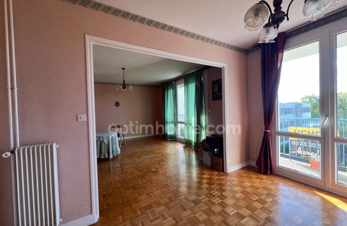 RENNES SUD – T4 72 M² – LUMINEUX ET TRAVERSANT – 2/3 CHAMBRES – LOGGIA – ASCENSEUR — photo 5
