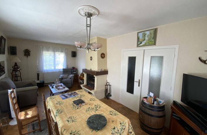 Au calme et sans vis à vis, au cœur de Domois, Maison de caractère avec grand terrain — photo 5