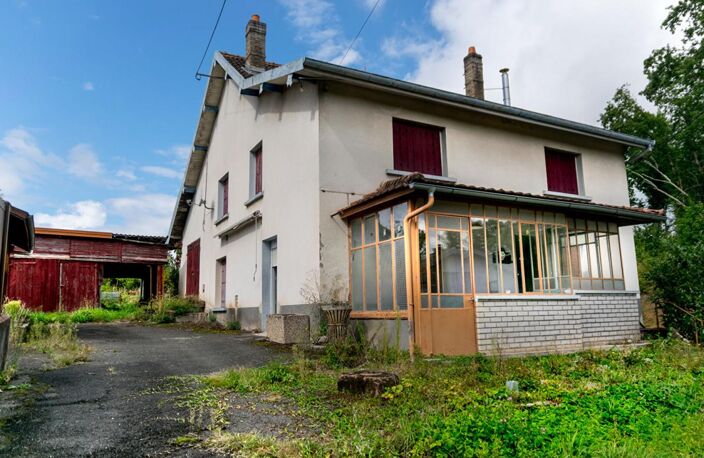 Maison à rénover avec beau potentiel sur terrain de plus de 8 ares — photo 4