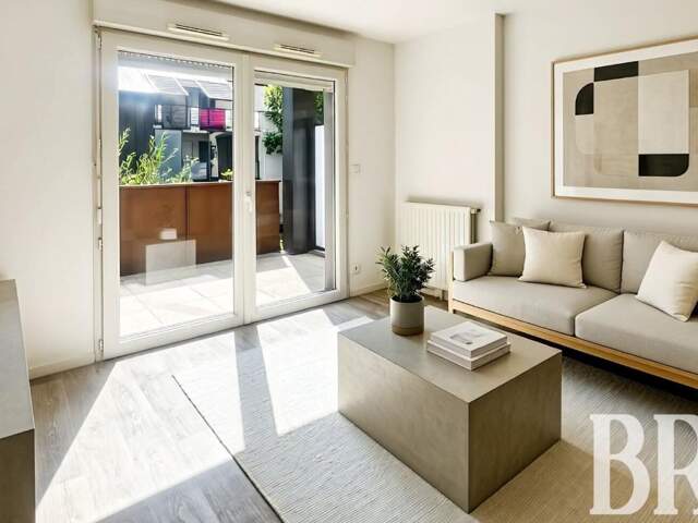 RUE VIVIANE FORRESTER  - T3 en avec parking et balcon — photo du bien