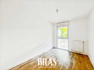RUE VIVIANE FORRESTER  - T3 en avec parking et balcon — photo 4