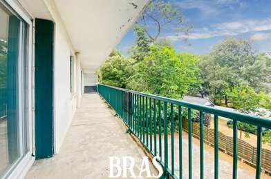 Appartement 3 pièces 299250 €