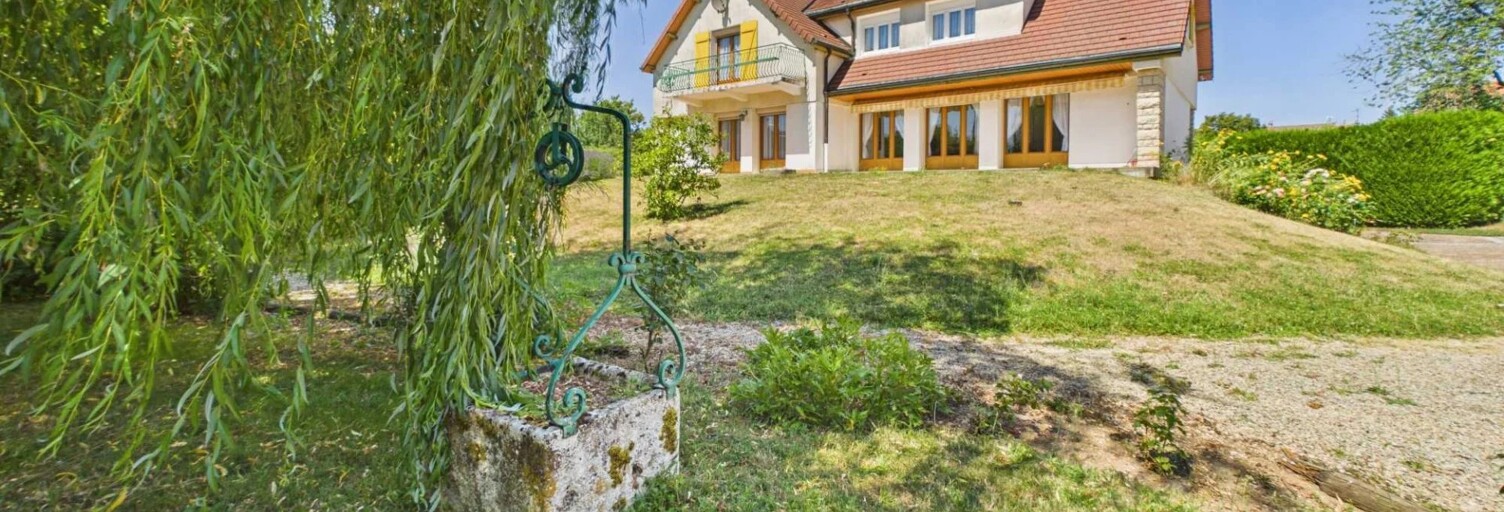 Maison 8 Pièces 200 m² à vendre à Saulieu (21210)