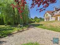 En exclusivité, élégance et caractère pour cette maison familial — photo 4