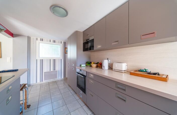 Quartier Port de La Teste – Maison familiale avec dépendance T2 et jardin intimiste — photo 5