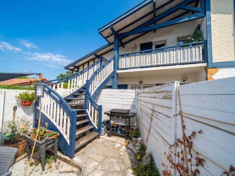 Appartement À Vendre - T4 avec terrasse, grand garage et fort potentiel d'évolution — photo 1