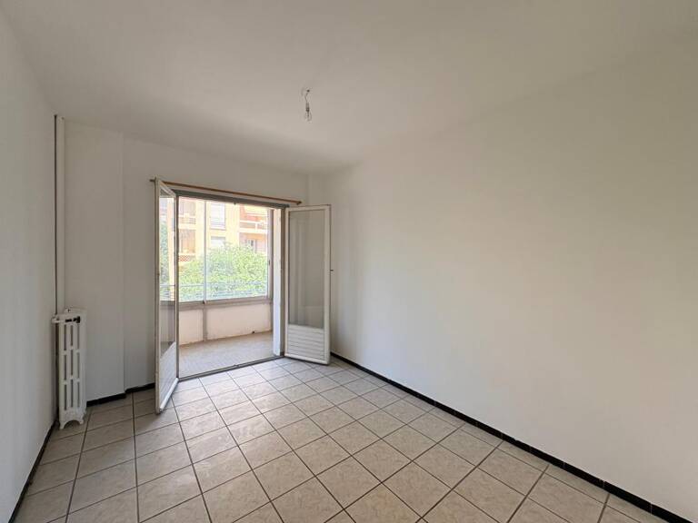 Appartement À Vendre T3 Toulon — photo 1