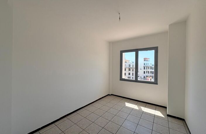 Appartement À Vendre T3 Toulon — photo 3