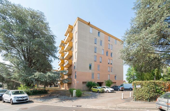 Toulouse l'Ormeau appartement 5 pièces rénové avec balcon ascenseur parking et cave — photo 2