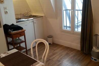 Appartement 1 pièces 470 €