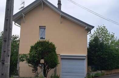 Maison 5 pièces 2300 €