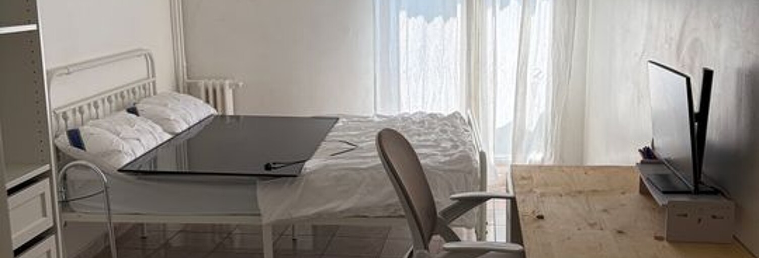 Appartement 1 Pièce 14 m² à louer à Paris 19 (75019)