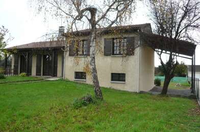 Maison 5 pièces 745 €