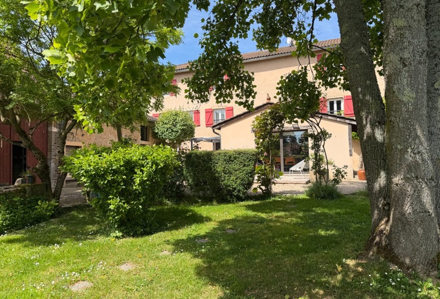 Maison à vendre 10 pièces proche de MACON (71) — photo 1