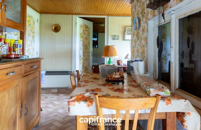 Beaupont (01270), maison bressane de plain-pied à colombages d’environ 94 m² habitables, sur un terrain d’environ 1 161 m², avec garage, atelier et greniers — photo 5