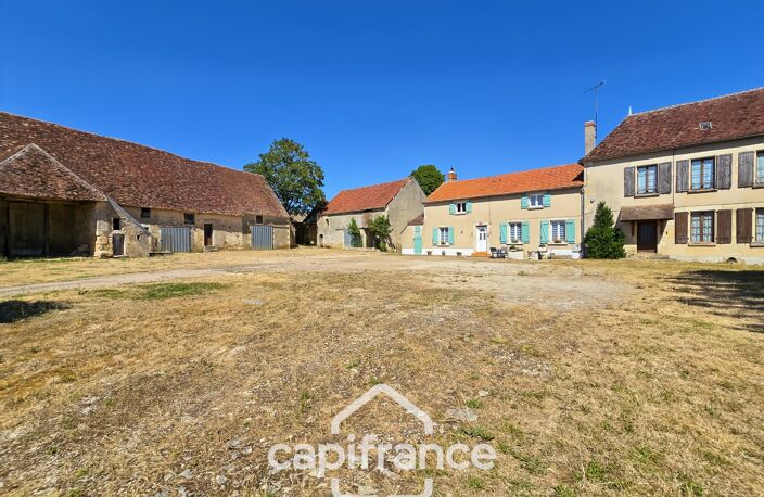 PERROY (58) - Ancien corps de ferme - 2 habitations - 750 m² de dépendances - Terrain 1,13 ha — photo 2