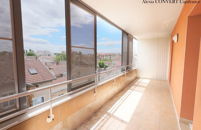 Appartement à vendre 5 pièces garage+ cave + parking BOURG EN BRESSE (01) — photo 4