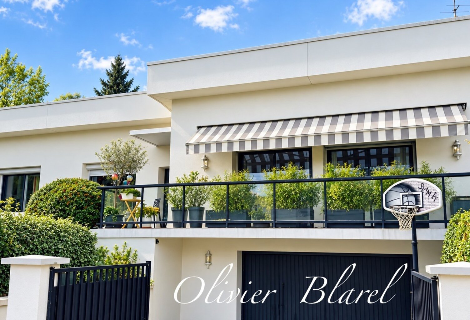 La Celle-Saint-Cloud – Villa familiale avec piscine – Parcelle de 967 m² – Gare à 3 minutes à pied — photo 1