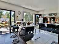La Celle-Saint-Cloud – Villa familiale avec piscine – Parcelle de 967 m² – Gare à 3 minutes à pied — photo 4