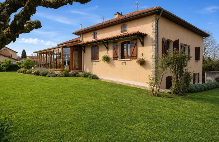 Étagnac: Spacieuse Maison 207m², 4 Ch, Terrain — photo 4
