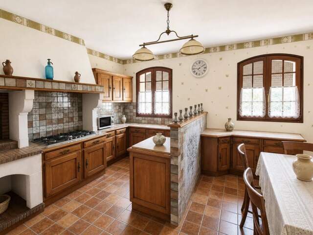 Étagnac: Spacieuse Maison 207m², 4 Ch, Terrain — photo du bien