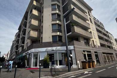 Appartement 3 pièces 1300 €