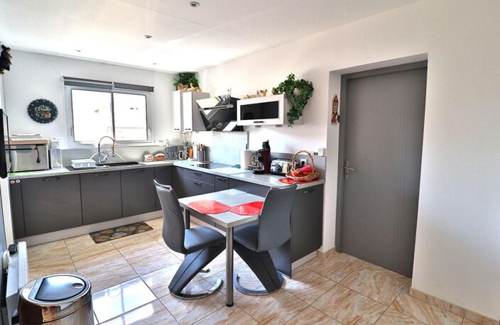 Villa Pia 4 pièce(s) 115 m2 sur un terrain de 363m² — photo 2