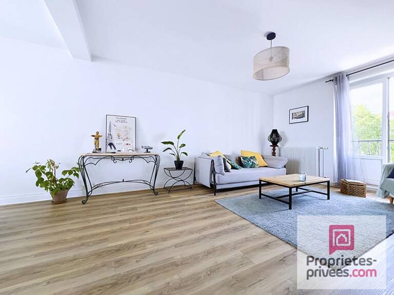 Appartement  T4 traversant avec balcon — photo 1