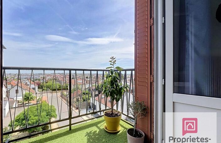 Appartement  T4 traversant avec balcon — photo 4