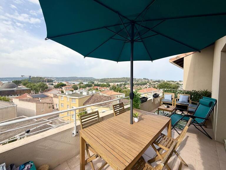 Appartement T2 avec double vue Etang  et une place de parking — photo 1
