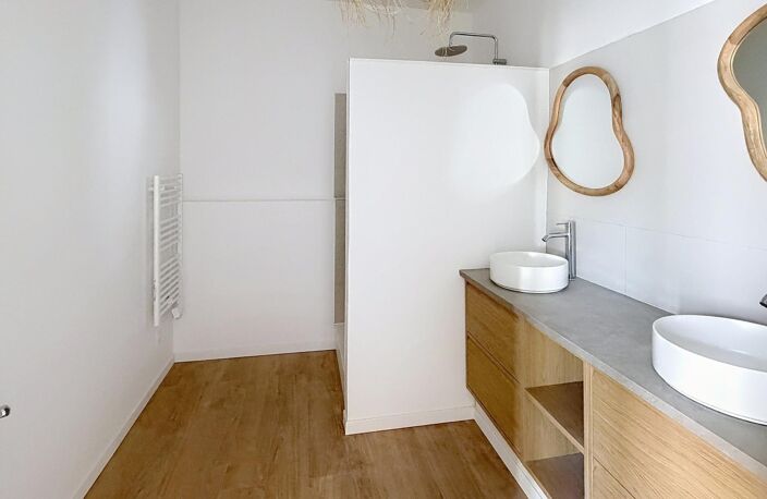 Appartement T4 avec terrasse — photo 3