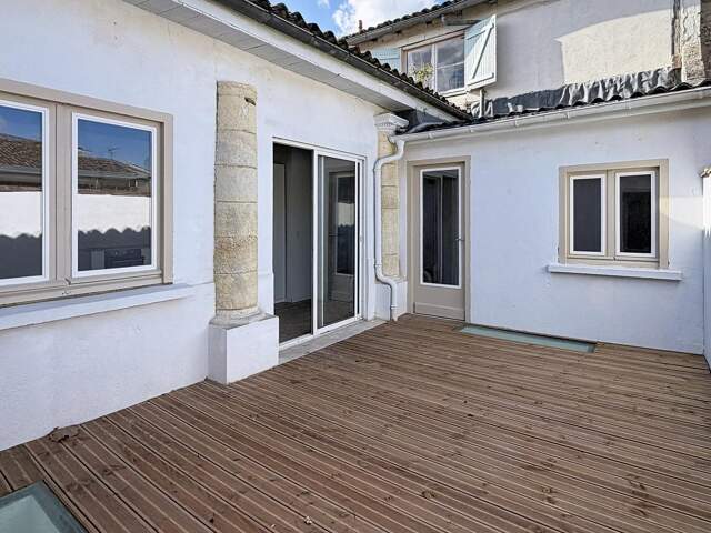 Appartement T4 avec terrasse — photo du bien