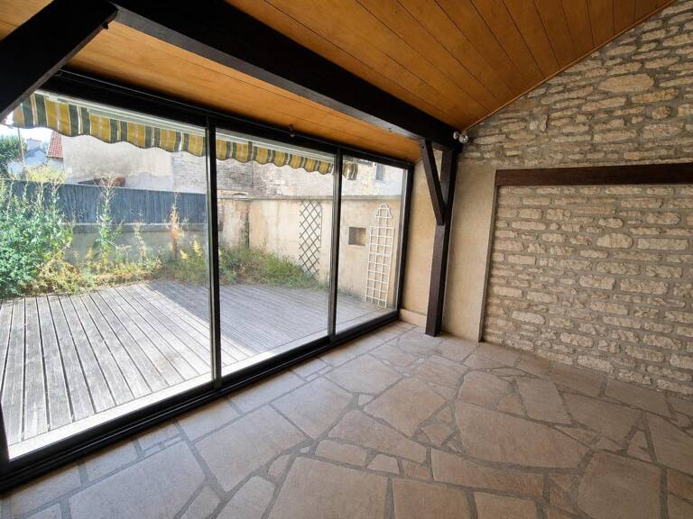 Maison d'habitation — photo 1