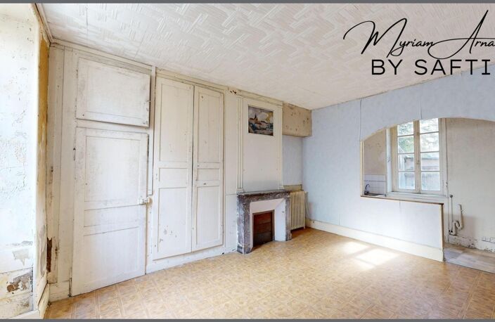 Maison de Maître, plein centre ville, 190 m², cave et dépendance — photo 5