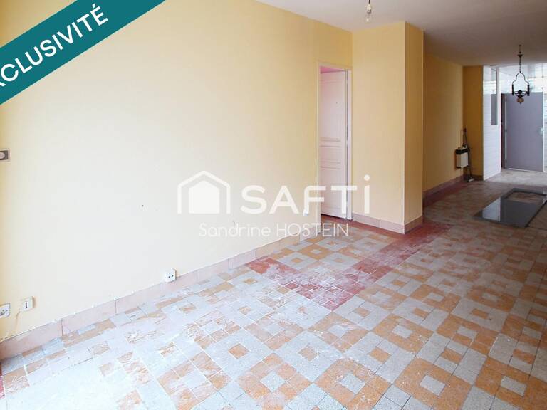 Immeuble avec 5 appartements et 1 garage! — photo 1