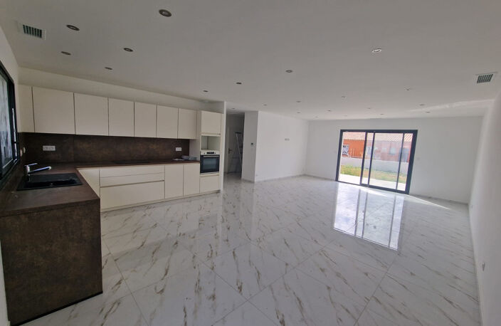 MAISON EN CONSTRUCTION - 11800 FLOURE — photo 2