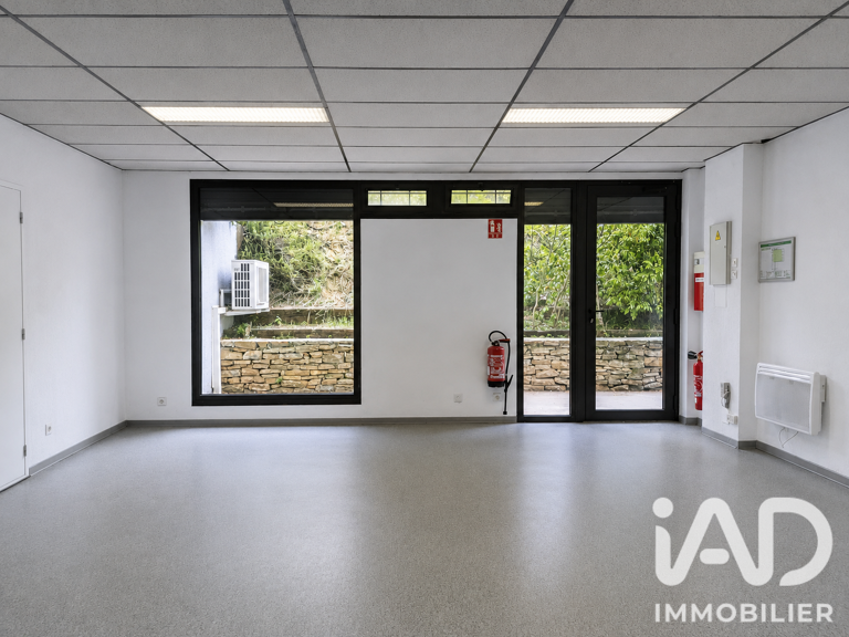 Vente Boutique/Local commercial 60 m&sup2; — photo 1