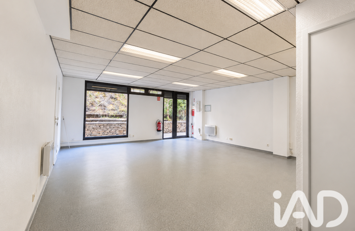 Vente Boutique/Local commercial 60 m&sup2; — photo 2