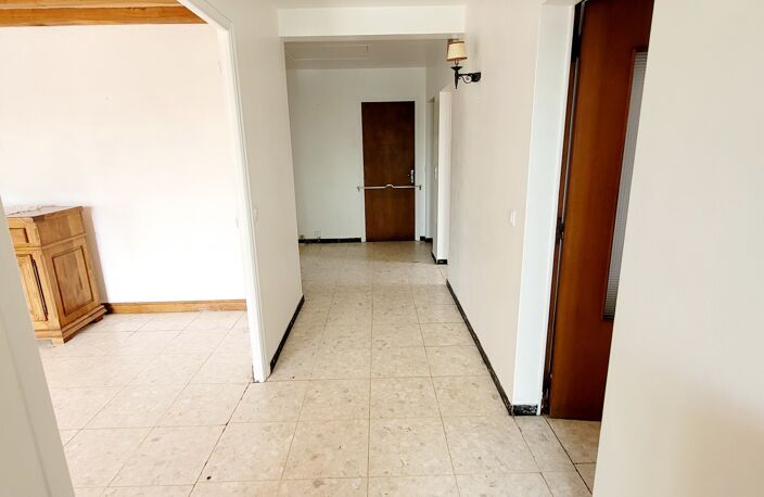Vente Maison/villa 5 pièces — photo 4