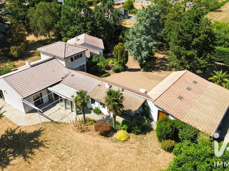 Vente Maison/villa 12 pièces — photo 1