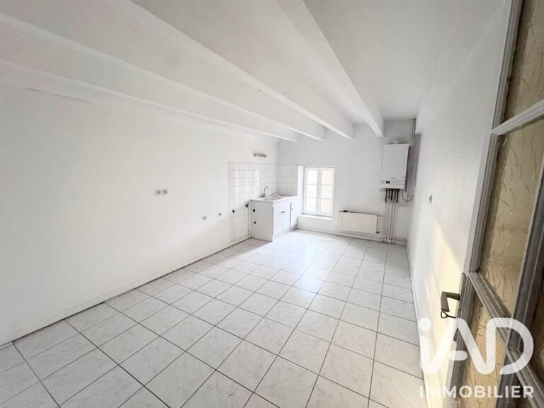 Vente Immeuble 3 pièces — photo 1