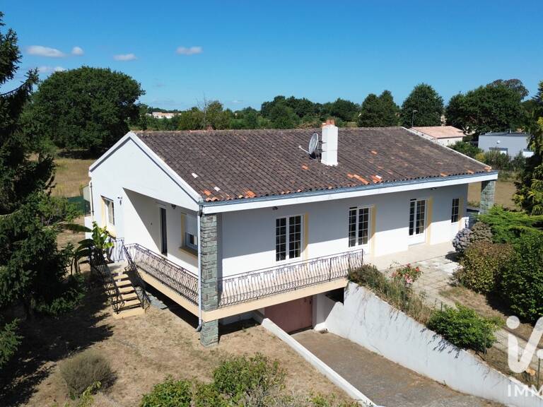 Vente Maison/villa 6 pièces — photo 1