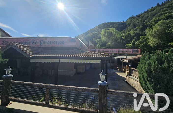 Vente Boutique/Local commercial 300 m&sup2; — photo 4