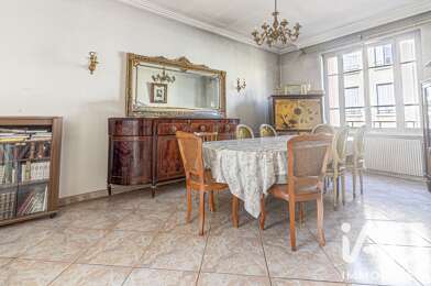 Maison 7 pièces 700000 €