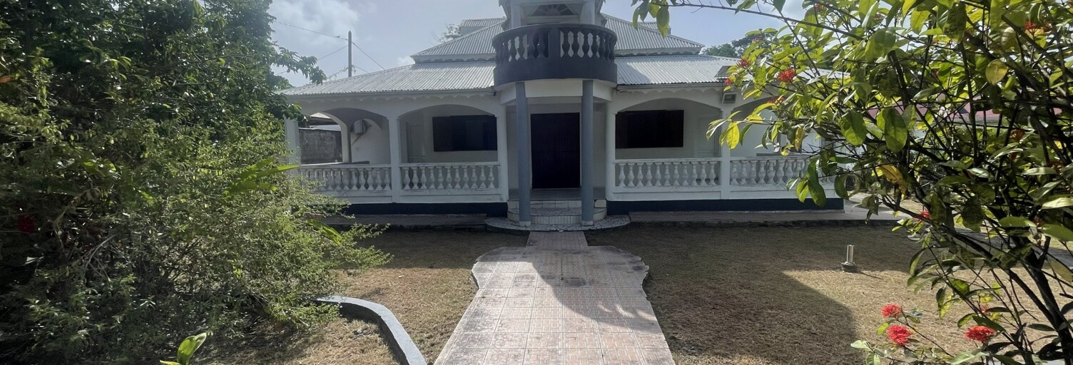 Maison 5 Pièces 193 m² à vendre à Petit-Canal (97131)