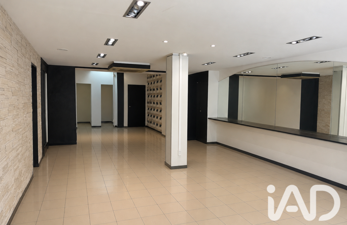 Vente Boutique/Local commercial 74 m&sup2; — photo 2